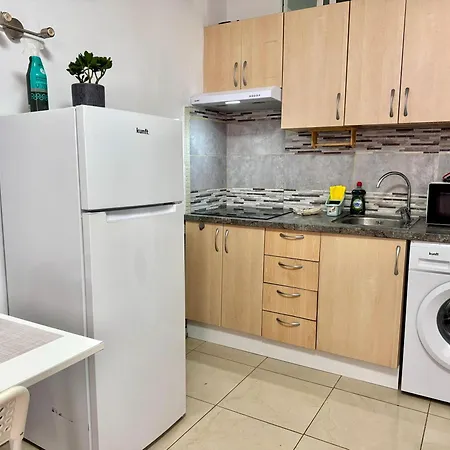Cozy With Pool Diamantes Apartman *